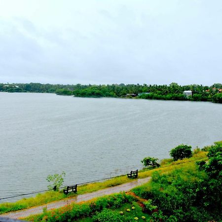Lake City Resort Anuradhapura Kültér fotó