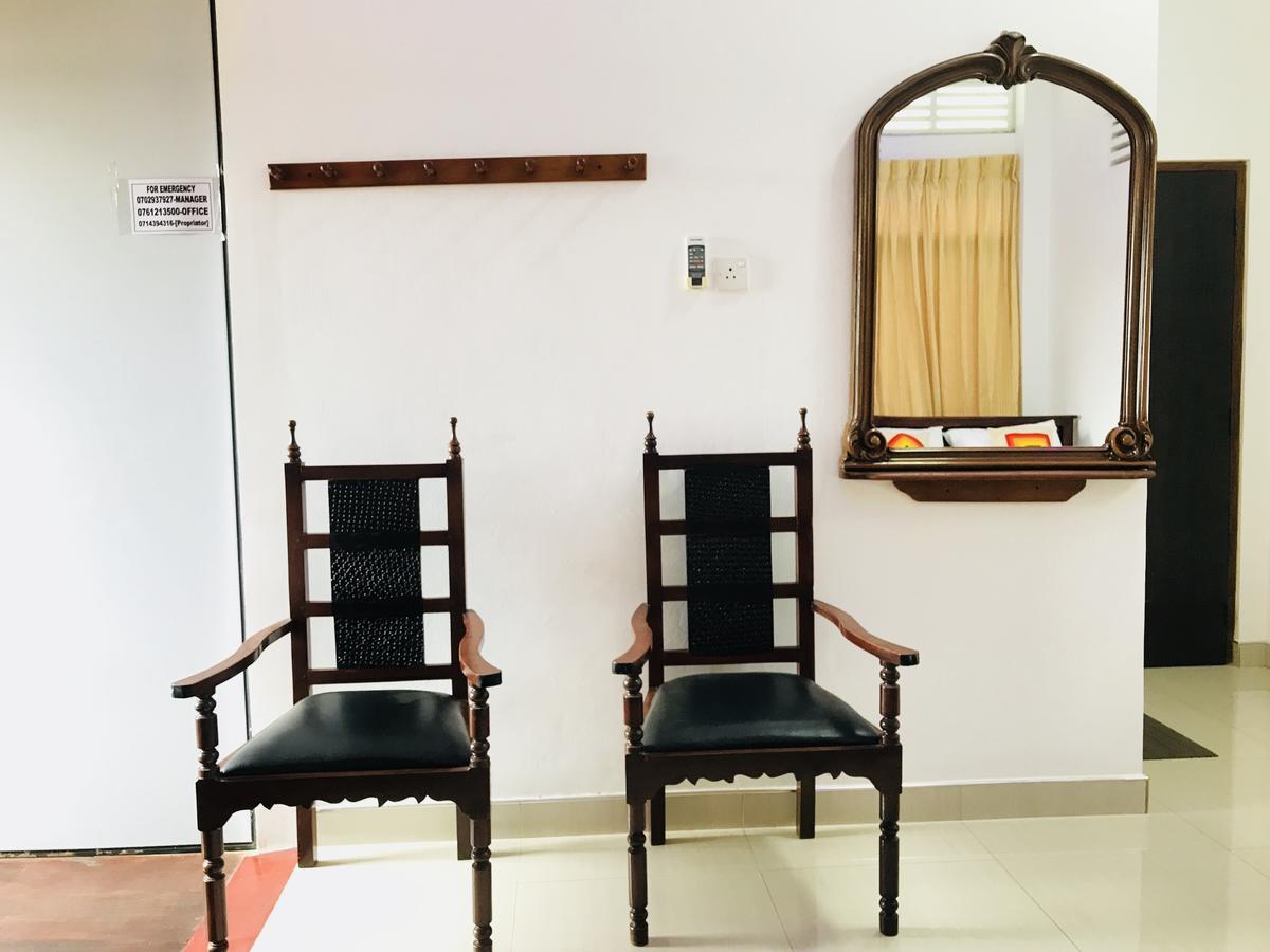 Lake City Resort Anuradhapura Kültér fotó