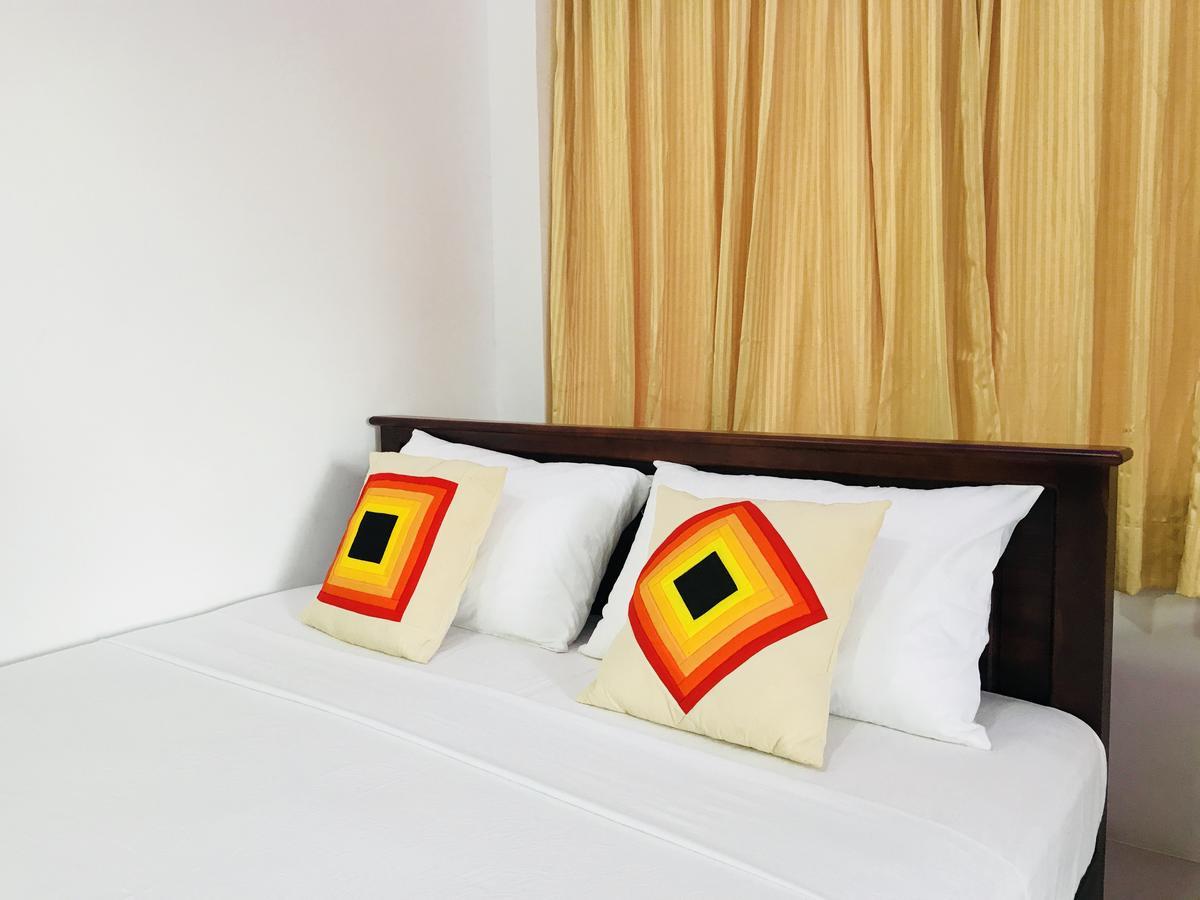 Lake City Resort Anuradhapura Kültér fotó