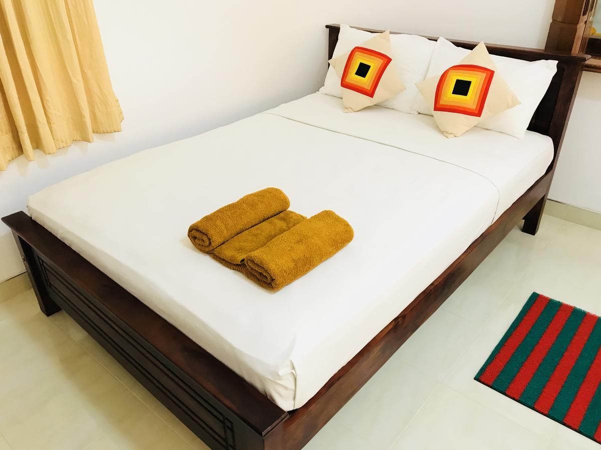 Lake City Resort Anuradhapura Kültér fotó