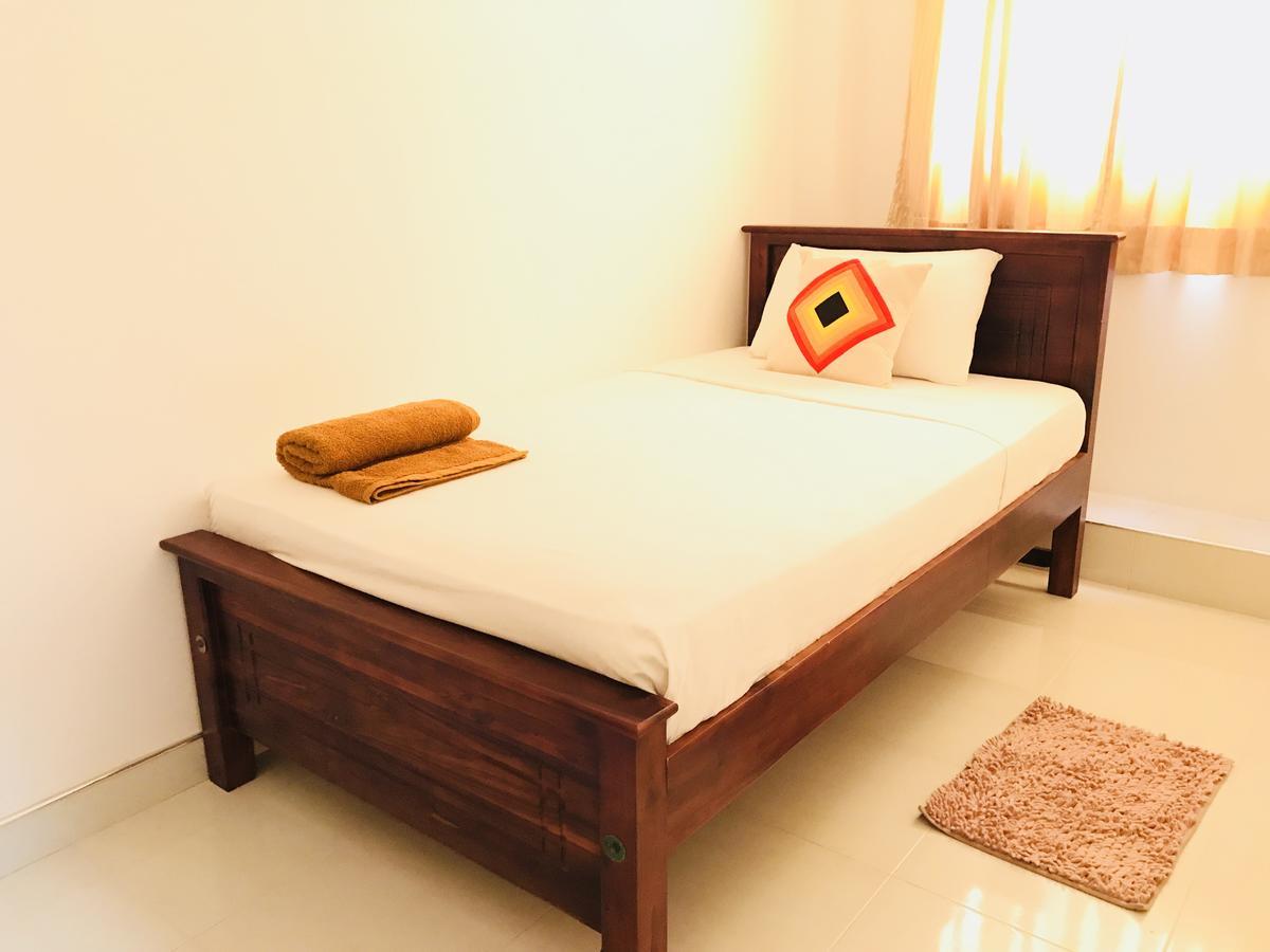 Lake City Resort Anuradhapura Kültér fotó