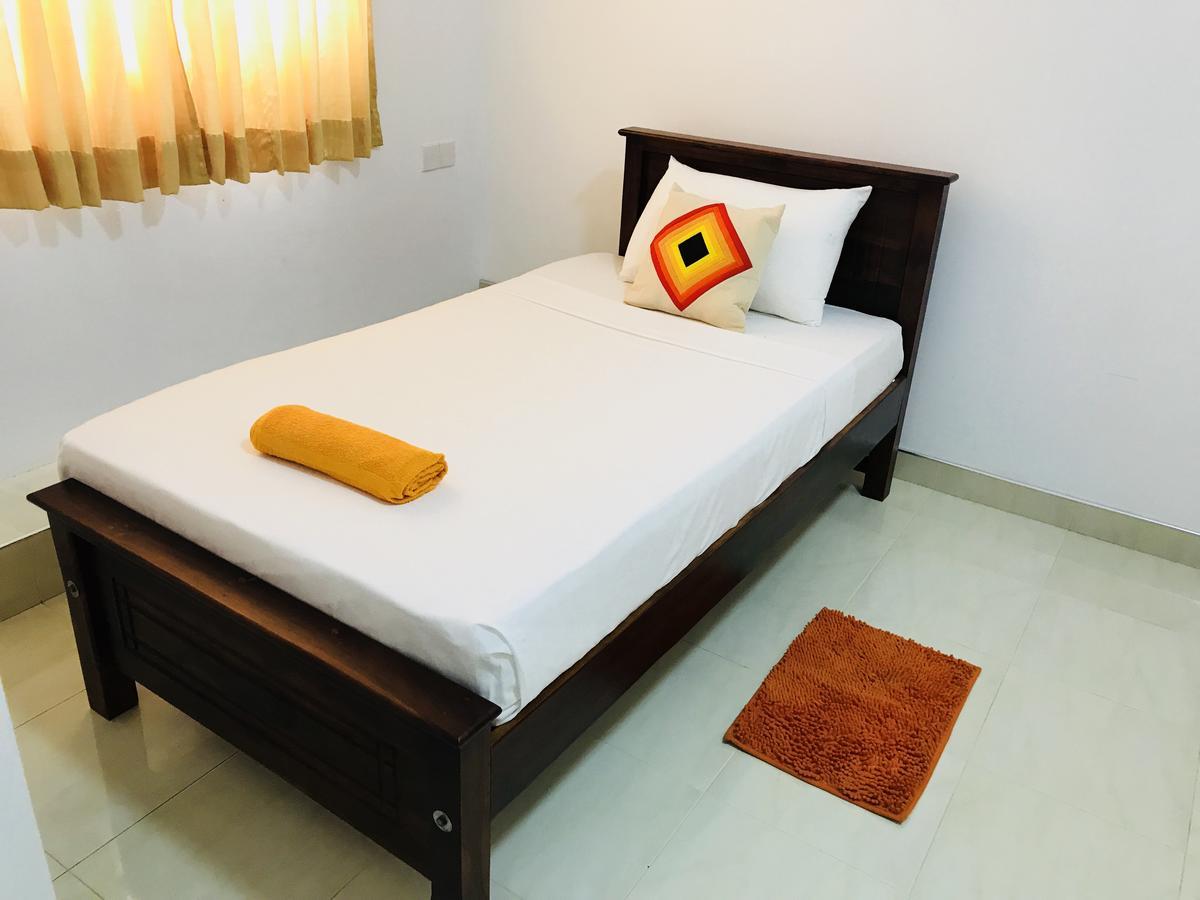 Lake City Resort Anuradhapura Kültér fotó