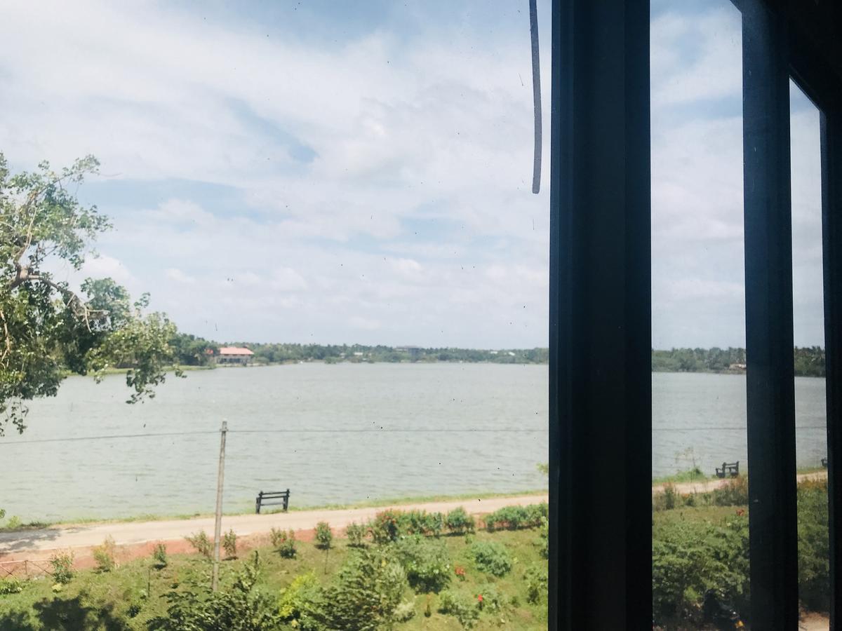 Lake City Resort Anuradhapura Kültér fotó
